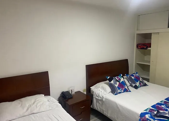 Hotel Comic City